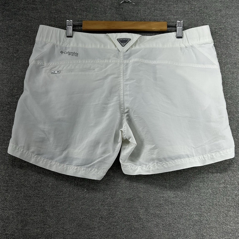 Columbia Omni Shade Shorts Women Size XL White UPF 30 NEW - Picture 6 of 11